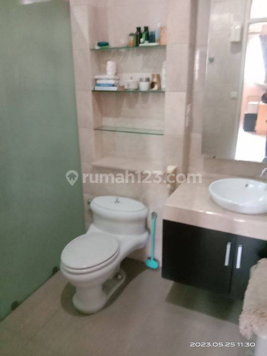 dijual-rumah-bagus-full-furnished-cluster-florence-kota-wisata-kota-wisata-bogor