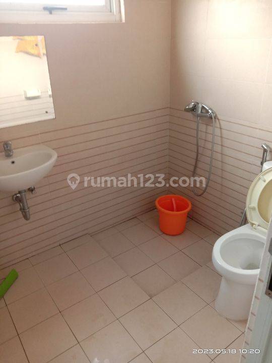 dijual-rumah-semi-furnished-2lt-cluster-visalia-kota-wisata-kota-wisata-bogor