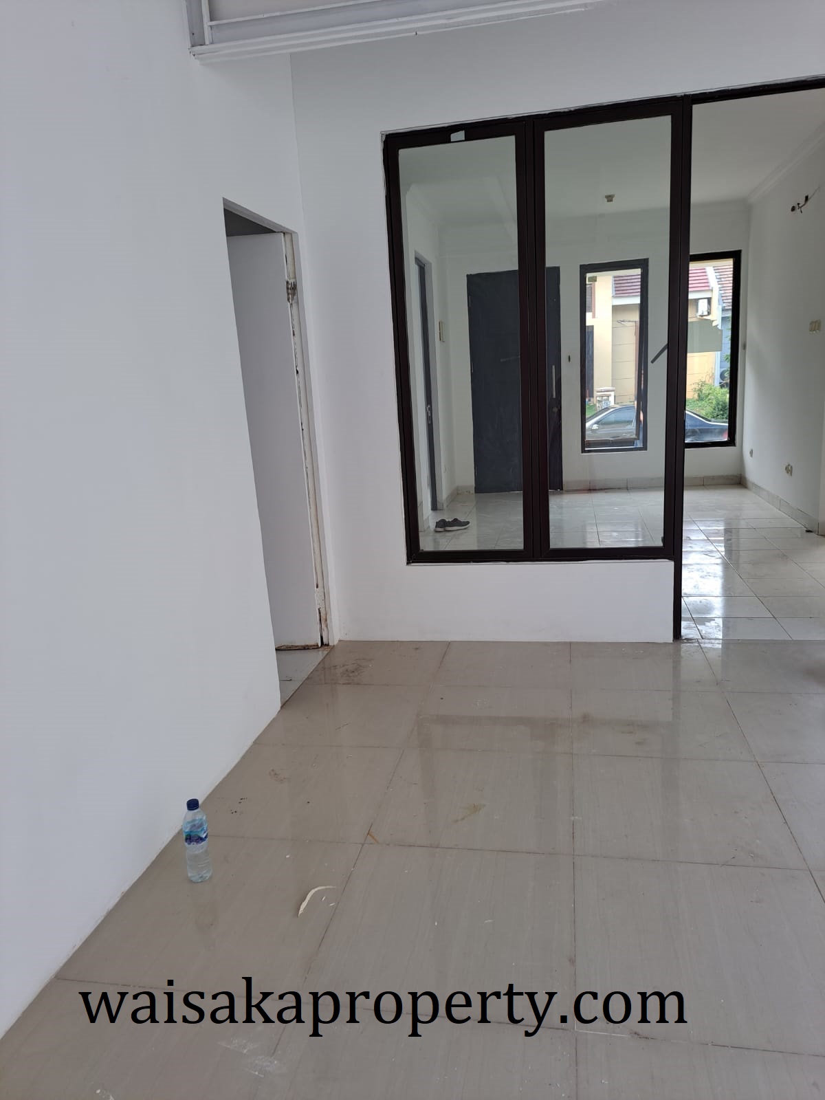 rumah-dijual-di-legenda-wisata-2-lt-siap-huni-sudah-renovasi